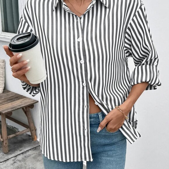 ✨NWT Boutique Striped Oversized Button-Up Shirt - Picture 4 of 11